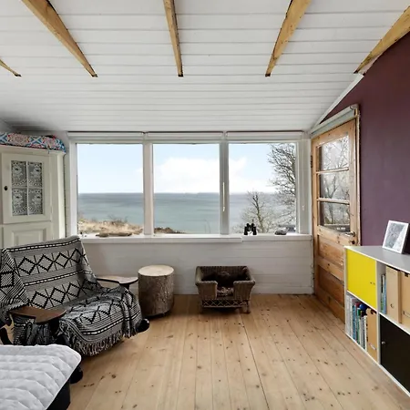 Дом отдыха Summer House On Bornholm Directly By The Sea
